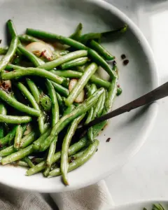 A delicious plate of Garlic Green Beans